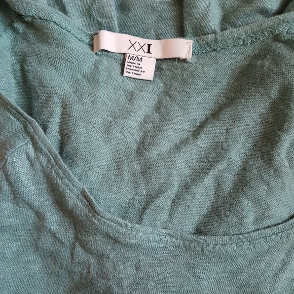 Mint green t-shirt - Picture 3 of 3